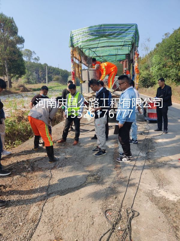 公路壓漿施工?告訴你公路施工有哪些需要注意的事情？